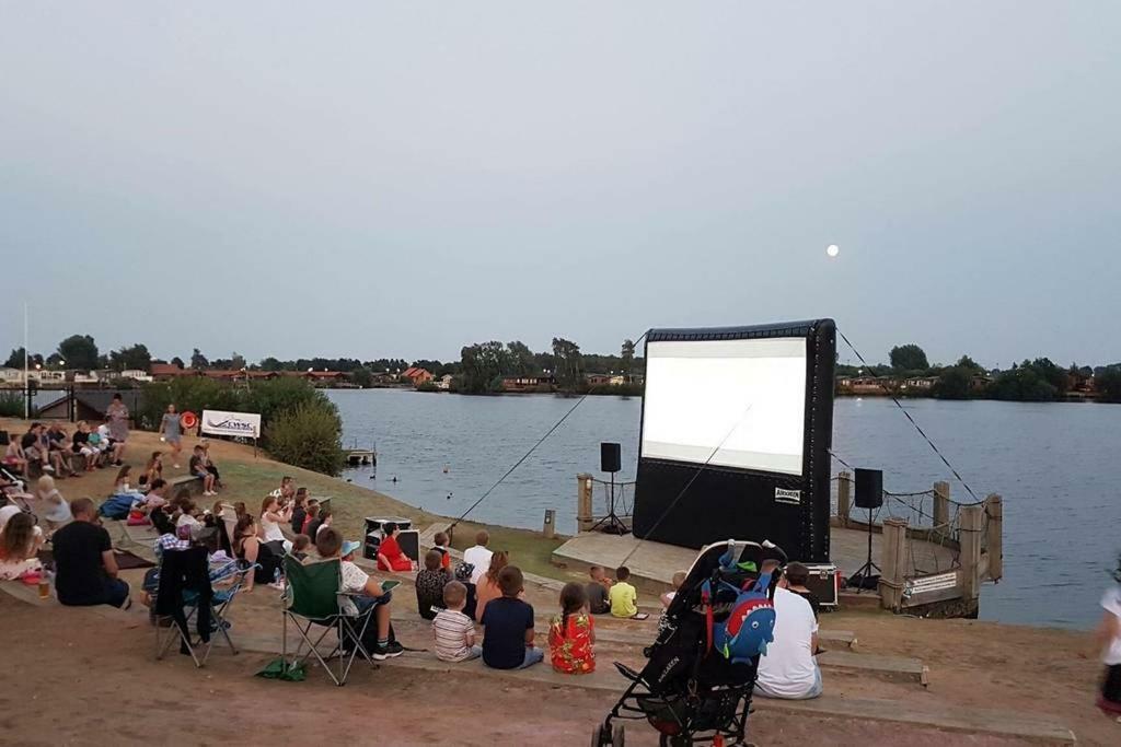Relaxing Holiday Home With Hot Tub At Tattershall Lakes Esterno foto