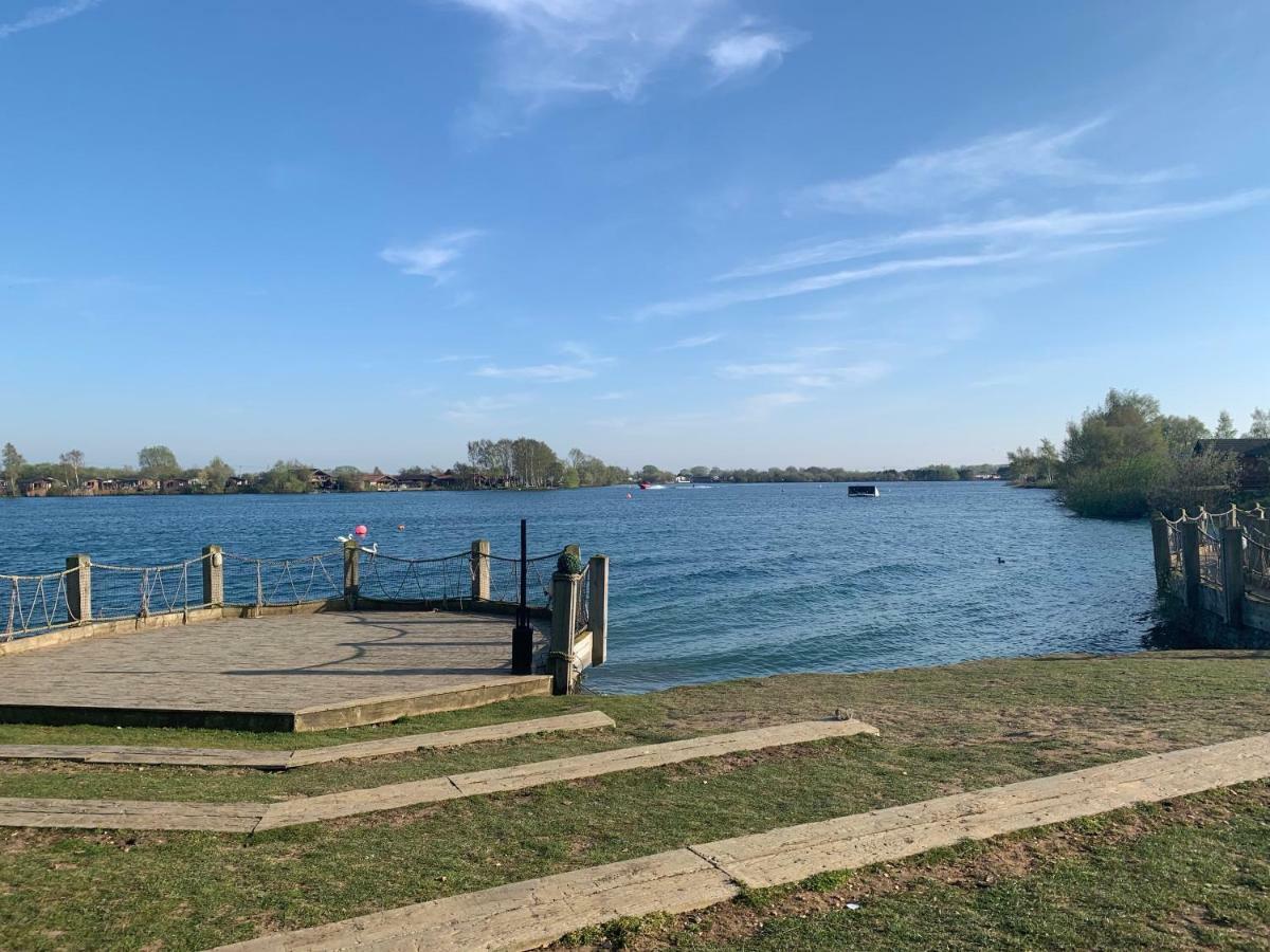Relaxing Holiday Home With Hot Tub At Tattershall Lakes Esterno foto